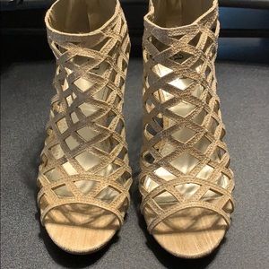 a.n.a gold heels